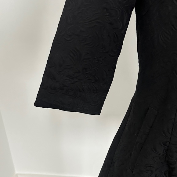 Francesca's Collections Elegant Black Patterned Blazer - Picture 3 of 3